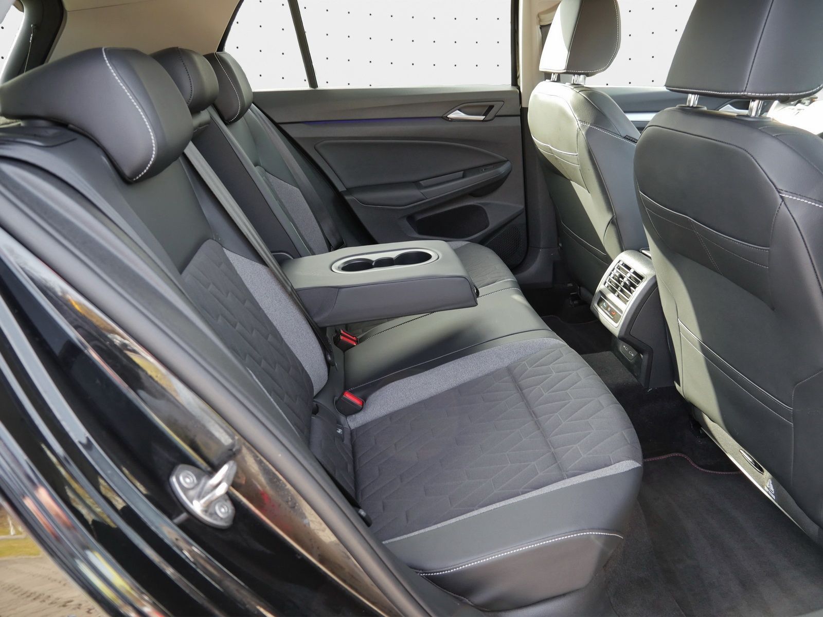 Volkswagen Golf - Bild 19