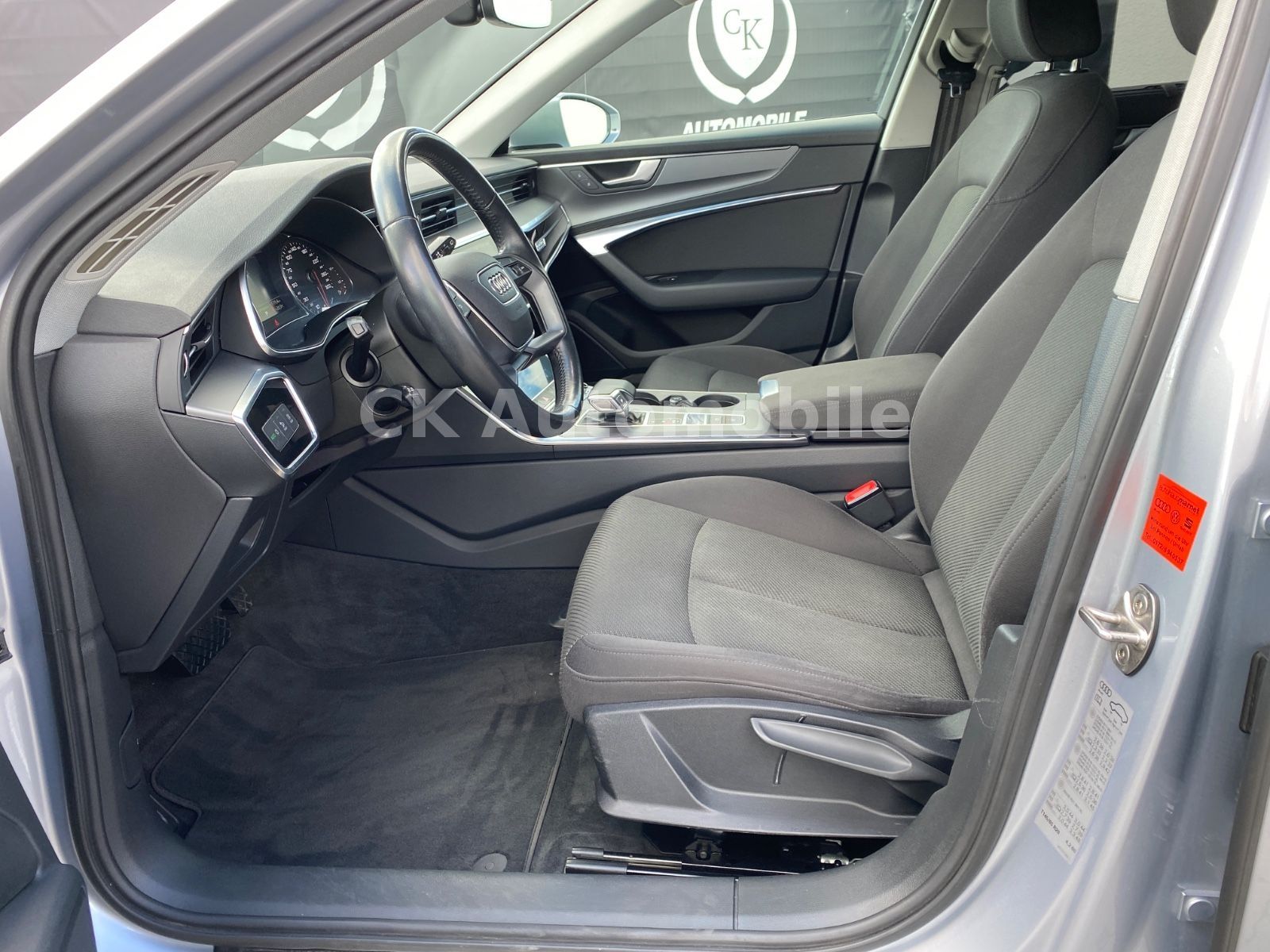 Fahrzeugabbildung Audi A6 Avant 45 TDI Quattro/Navi/Head-Up/LED/Kamera