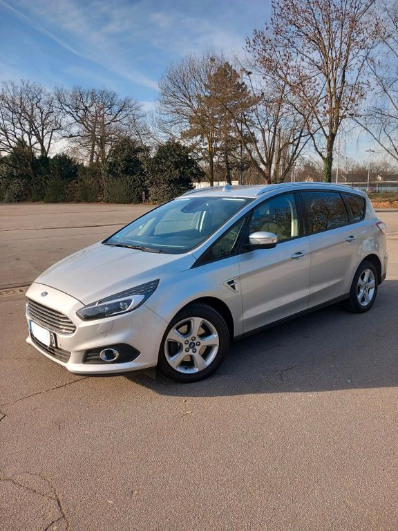 Image of Ford S-Max
