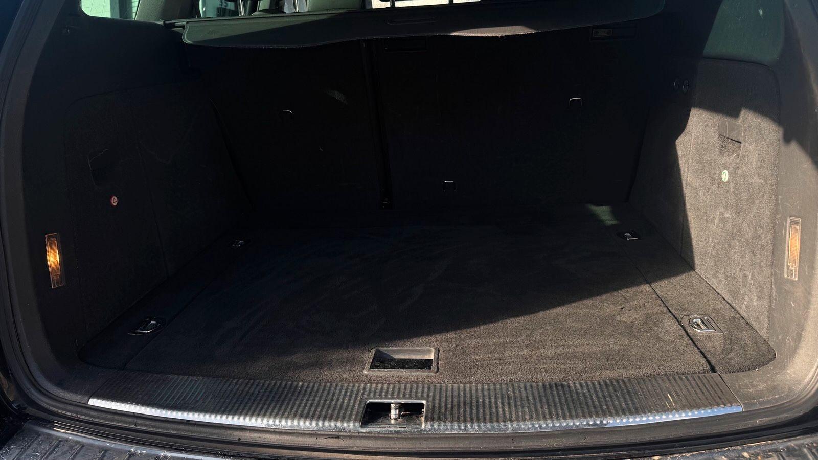 Volkswagen Touareg 2006 — photo 10