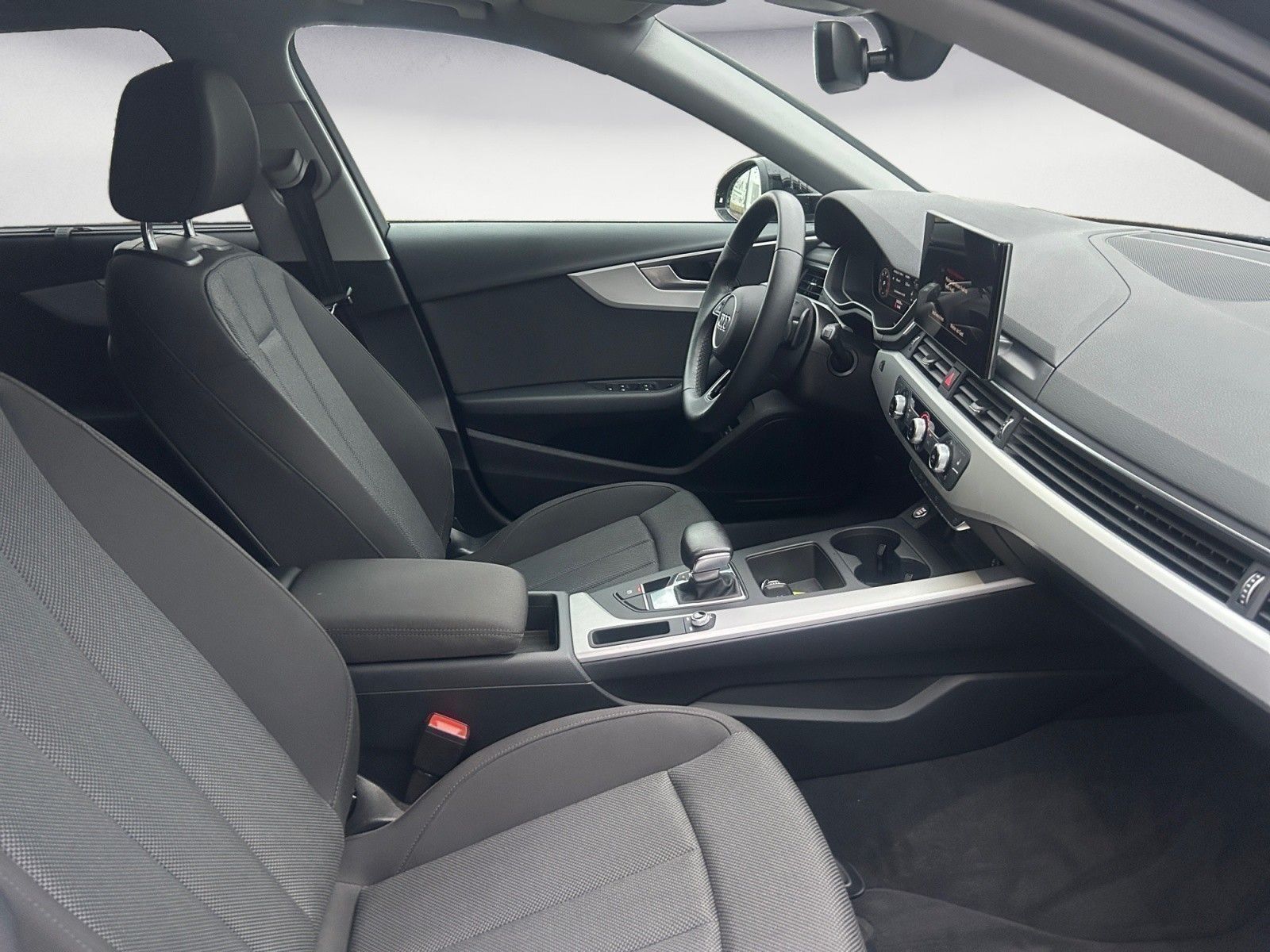Audi A4 - Bild 9