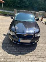 Skoda Superb 2.0 TDI DSG Exclusive Combi Exclusive