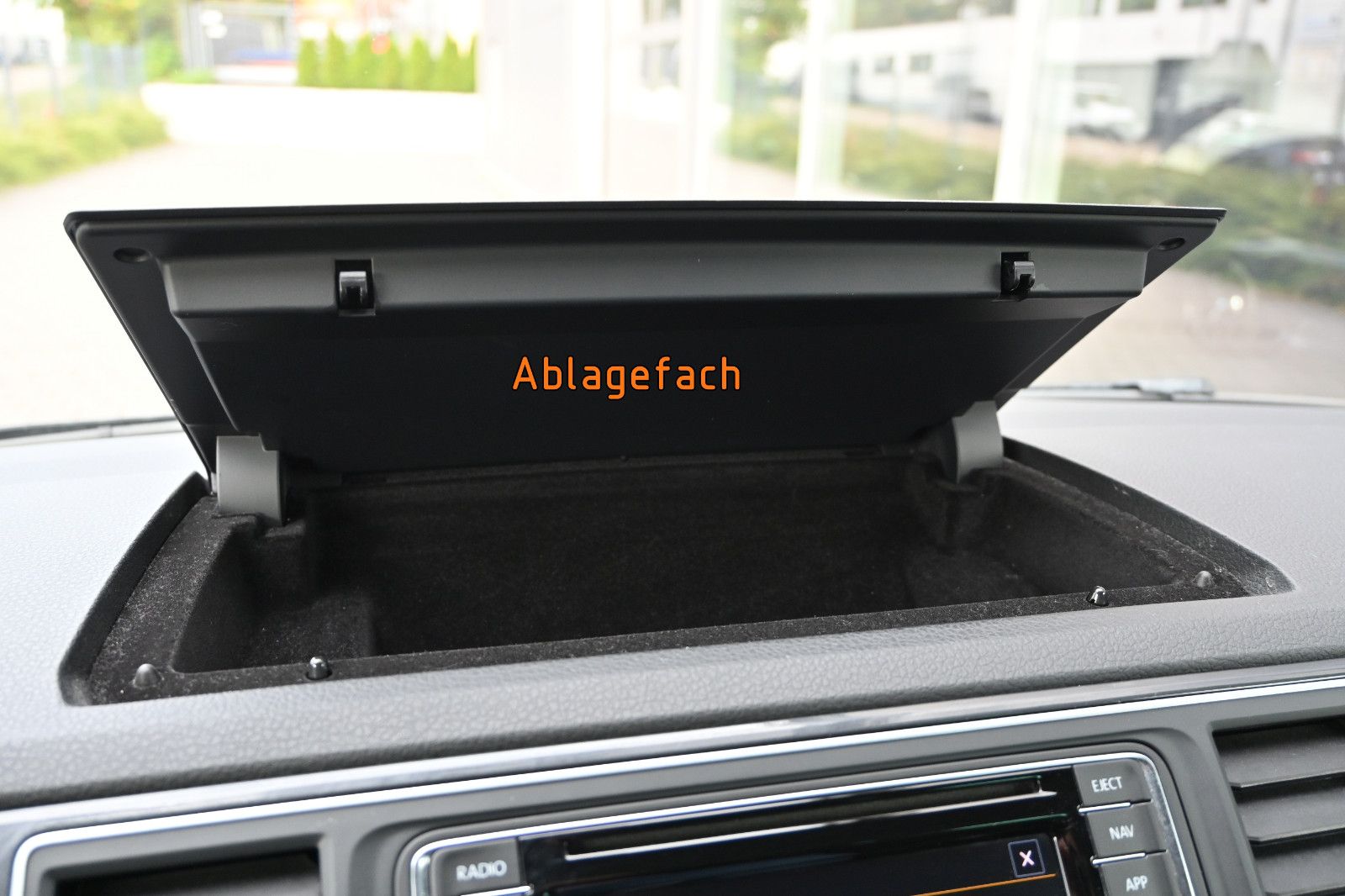 Fahrzeugabbildung Volkswagen T6 California 2.0 TDI °ACC°AHK°STANDHEIZUNG°