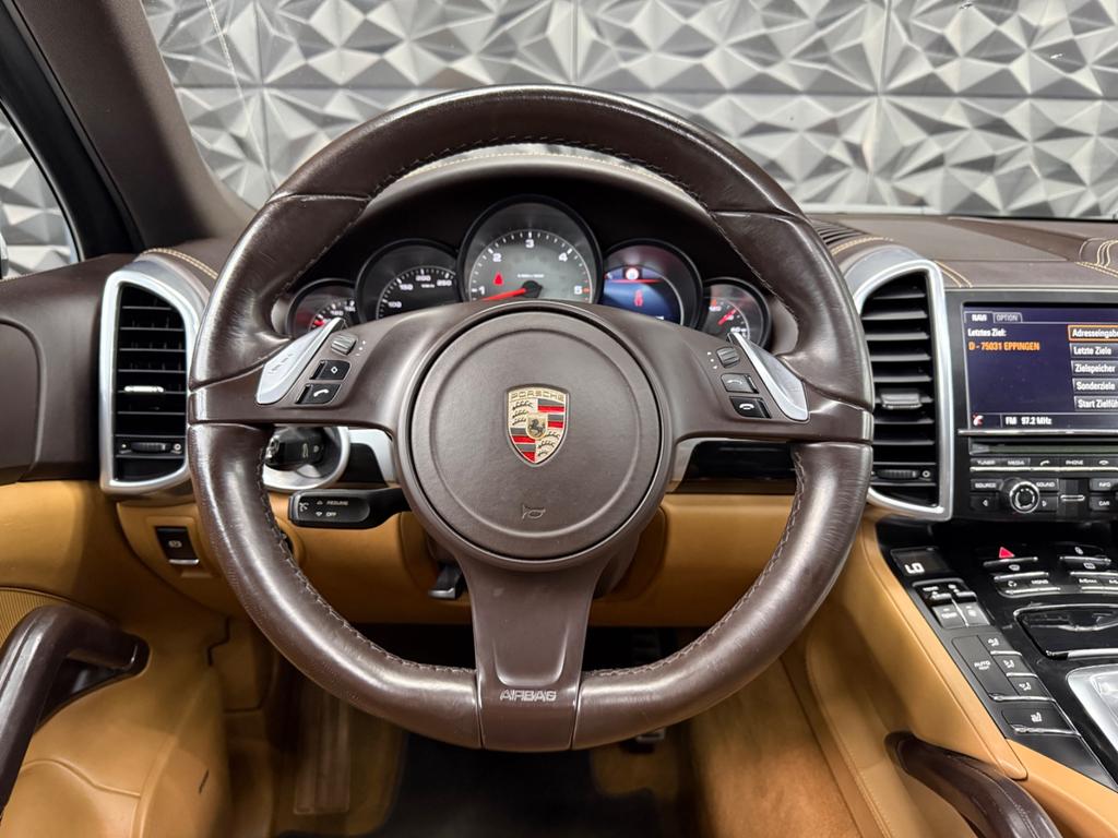 Porsche Cayenne S Diesel 4.2 V8, Foto 23 von 50