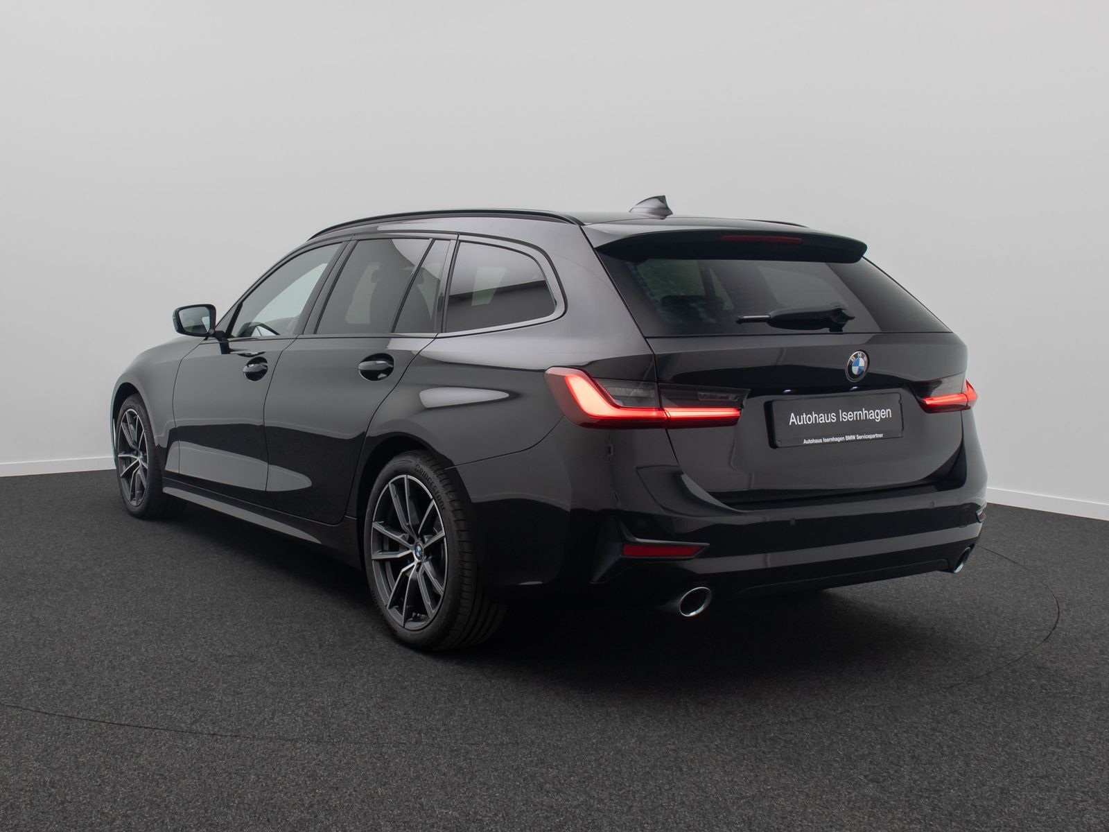 Fahrzeugabbildung BMW 320d Sport Line ACC DAB Komfort Laser HiFi Alarm