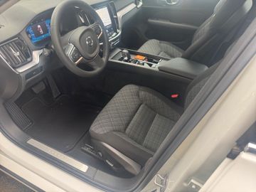 Volvo V60 Kombi Core