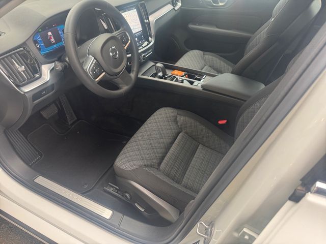 Volvo V60 Kombi Core