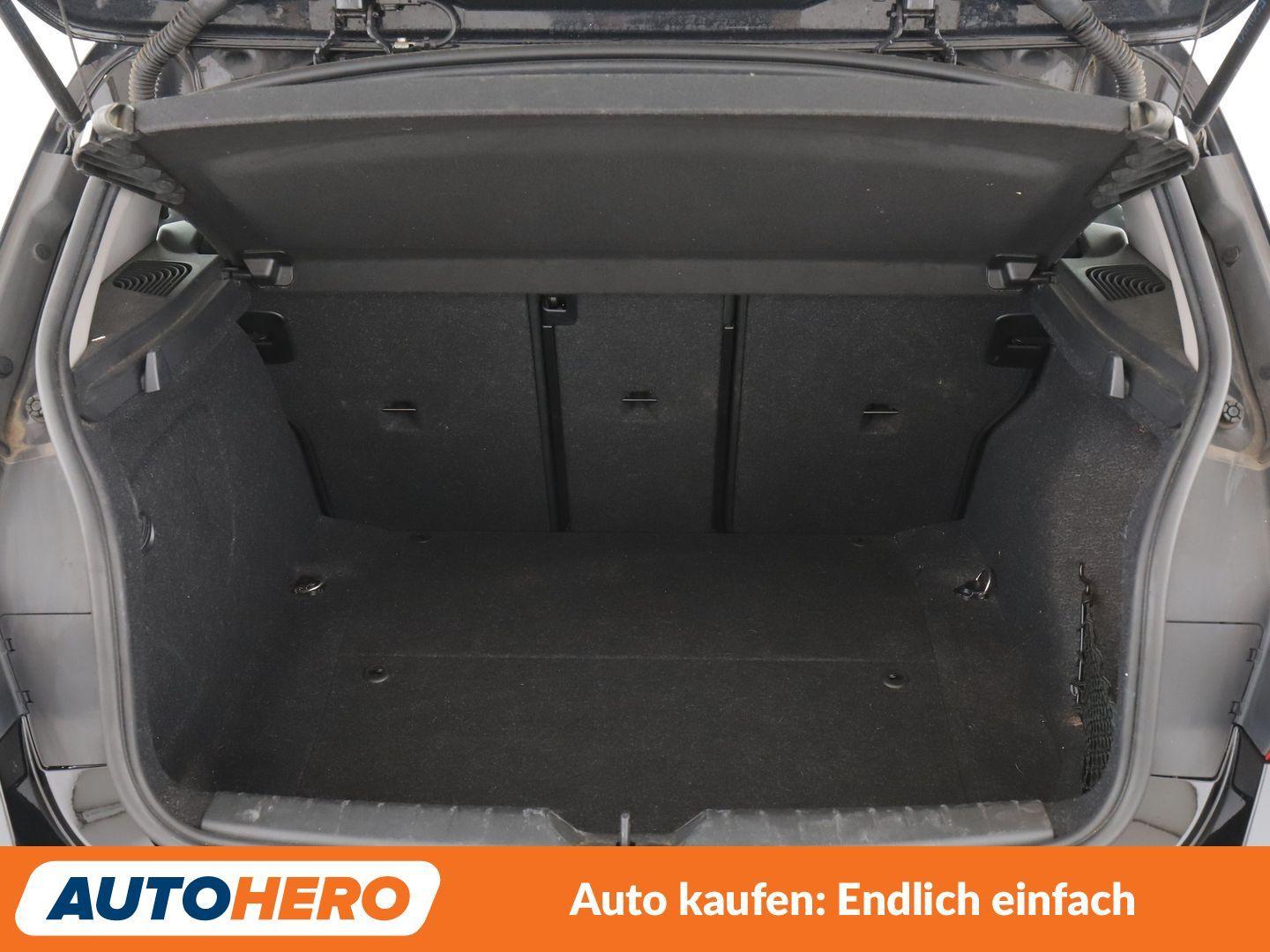 BMW 1er 116i Advantage *NAVI*TEMPO*PDC*SHZ*ALU*KLIMA