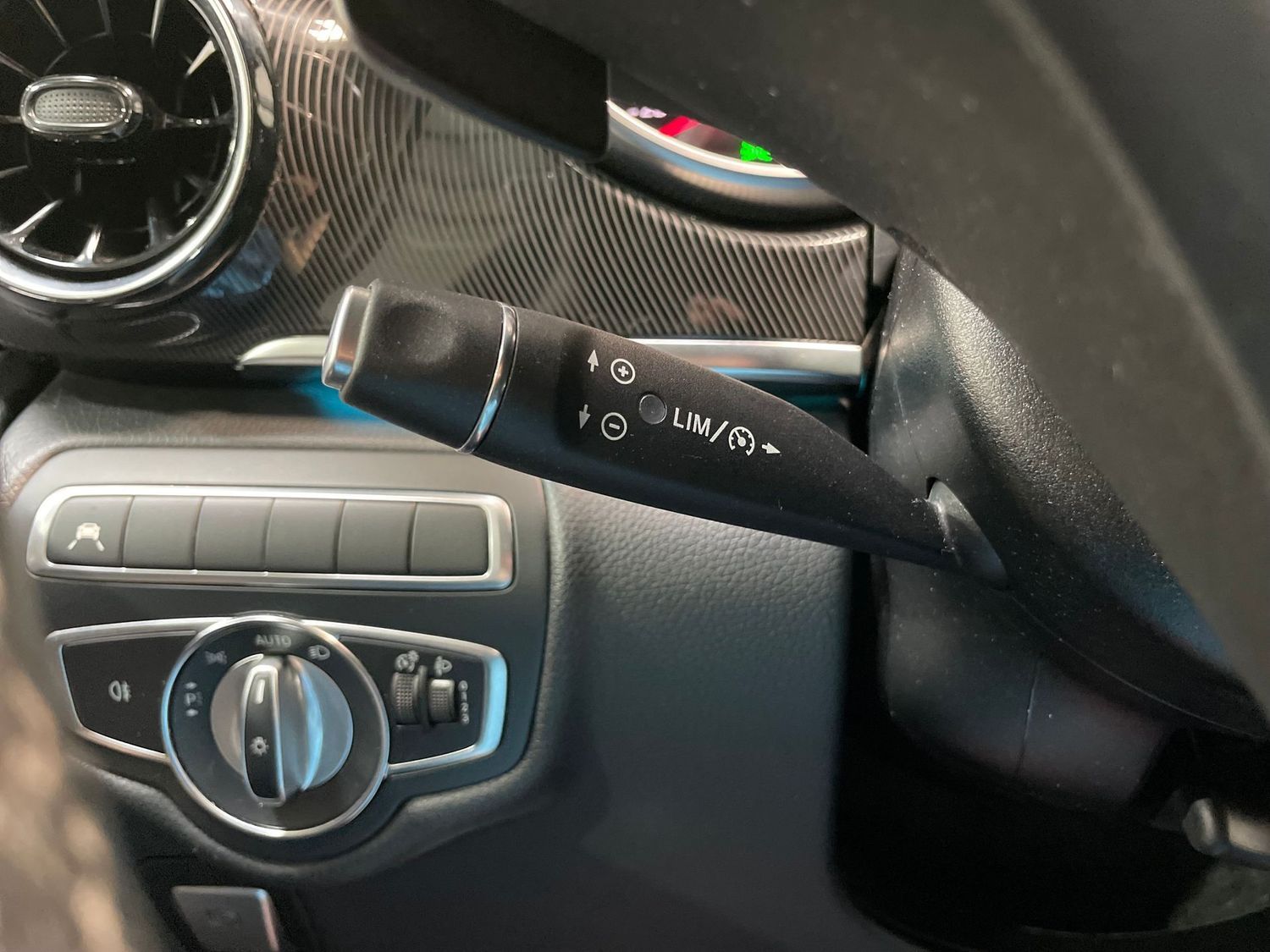 Fahrzeugabbildung Mercedes-Benz V 250 d EDITION kompakt Sport Night#Kamera#Ambie