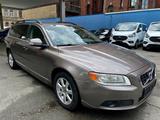 Volvo V70 2.0 D3 Kinetic TEMPOMAT ALU - Volvo V70: 3.2