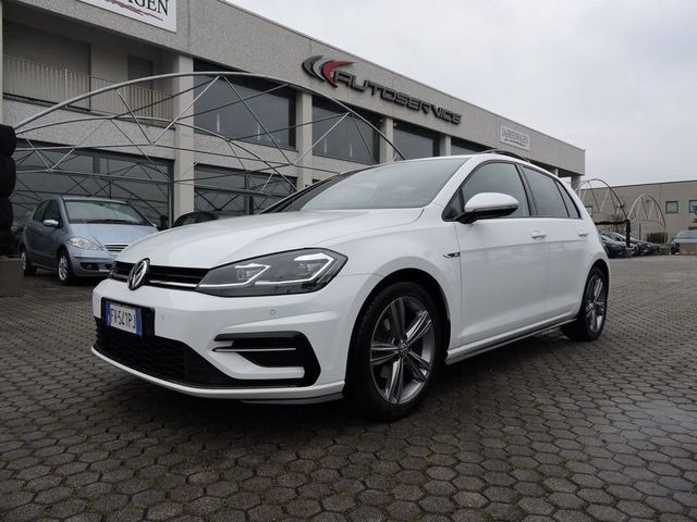 Volkswagen Golf 1.0 TSI 115 CV 5p. Sport