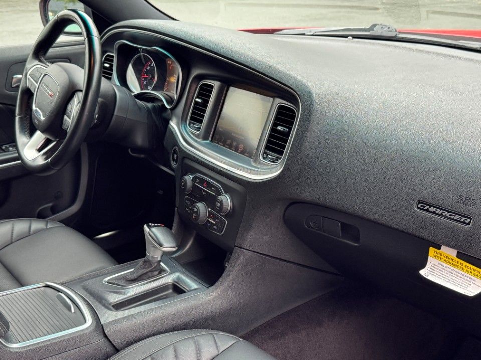 Fahrzeugabbildung Dodge Charger 3.6 Pentastar mit LPG Leder Kamera
