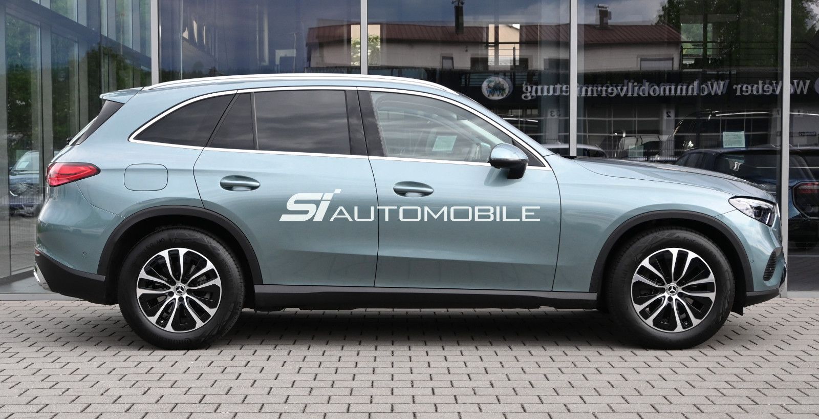 Fahrzeugabbildung Mercedes-Benz GLC 220 d 4MAT. °ACC°AHK°PANO°STANDHZ°DIGI LIGHT