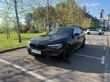 BMW 520i  2018 m paket 19 zoll Leder  - BMW 520: M Paket