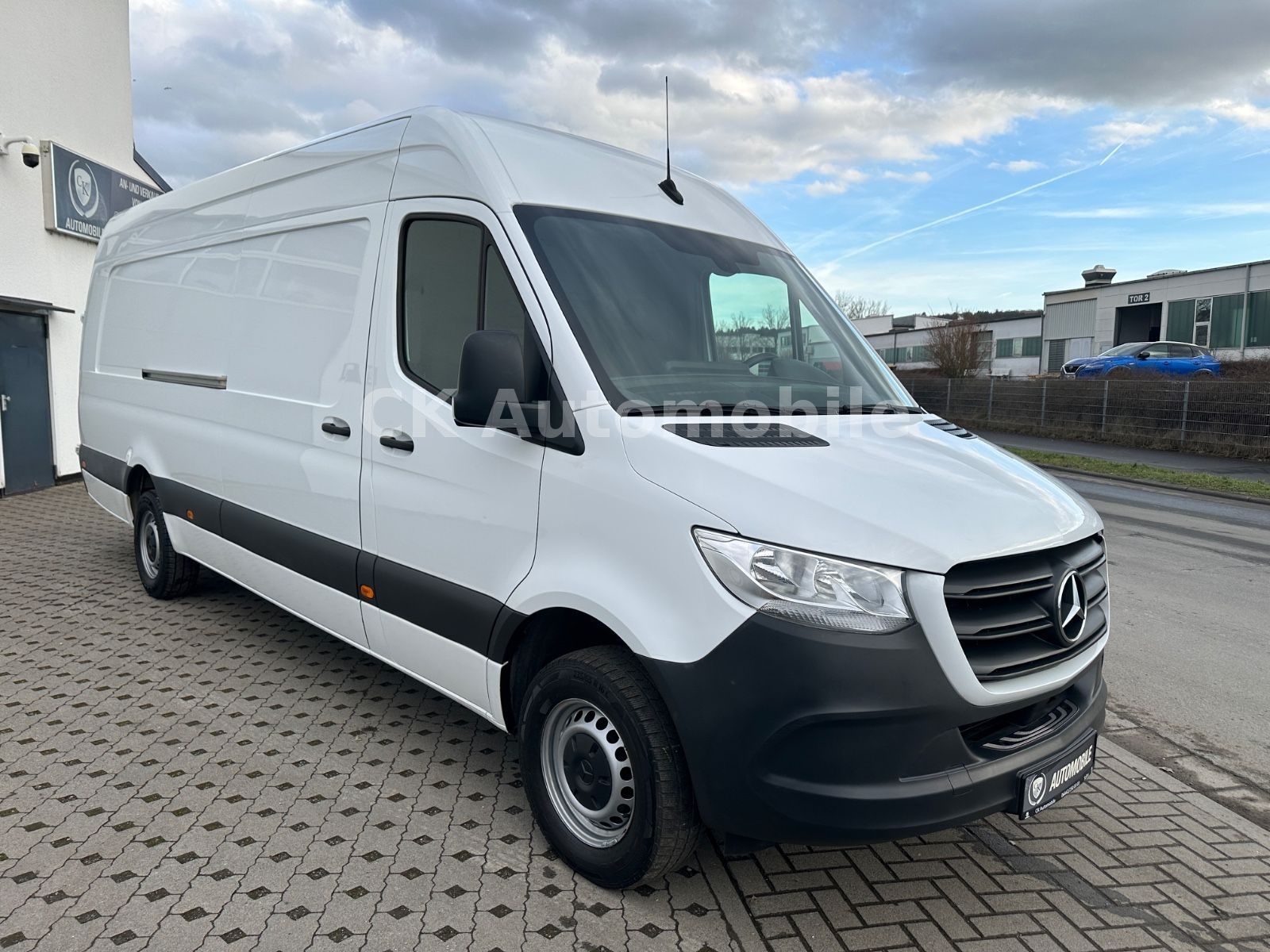 Fahrzeugabbildung Mercedes-Benz Sprinter III Kasten 315 CDI RWD Jumbo XXL H2/L5