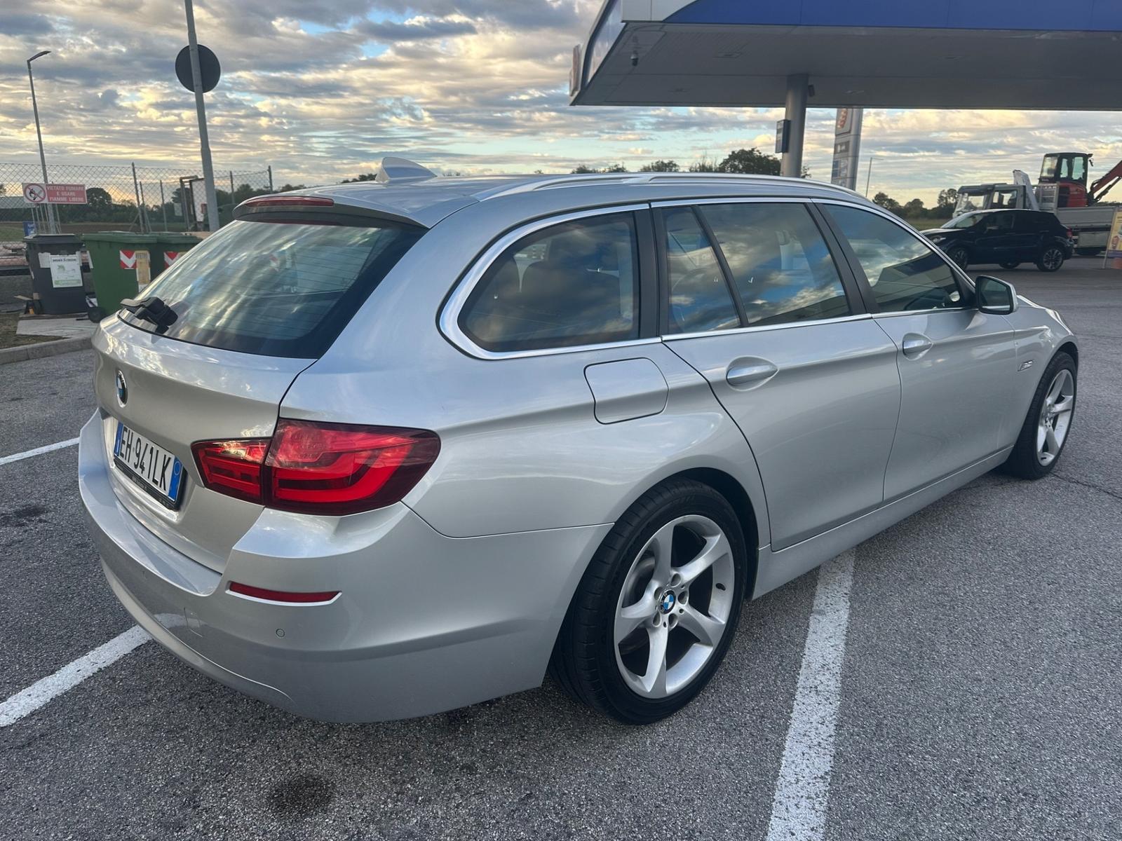 BMW 520 2011 — engine 1.995 cm³, 184 HP (135kW)