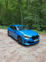 BMW M135i xDrive A - - blaue BMW M135