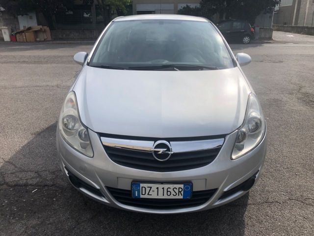 Opel Corsa .1200 gpl neopatentati