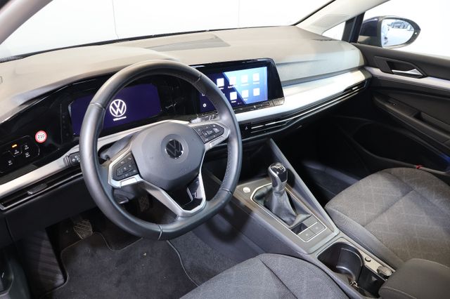 Volkswagen Golf VIII 1.0 TSI Life AID+ACC+LED+CARPLAY