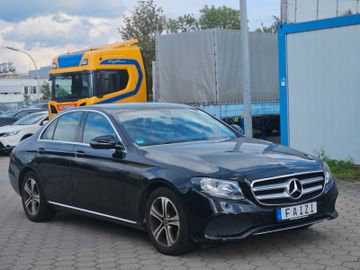 Mercedes E 200 - 3