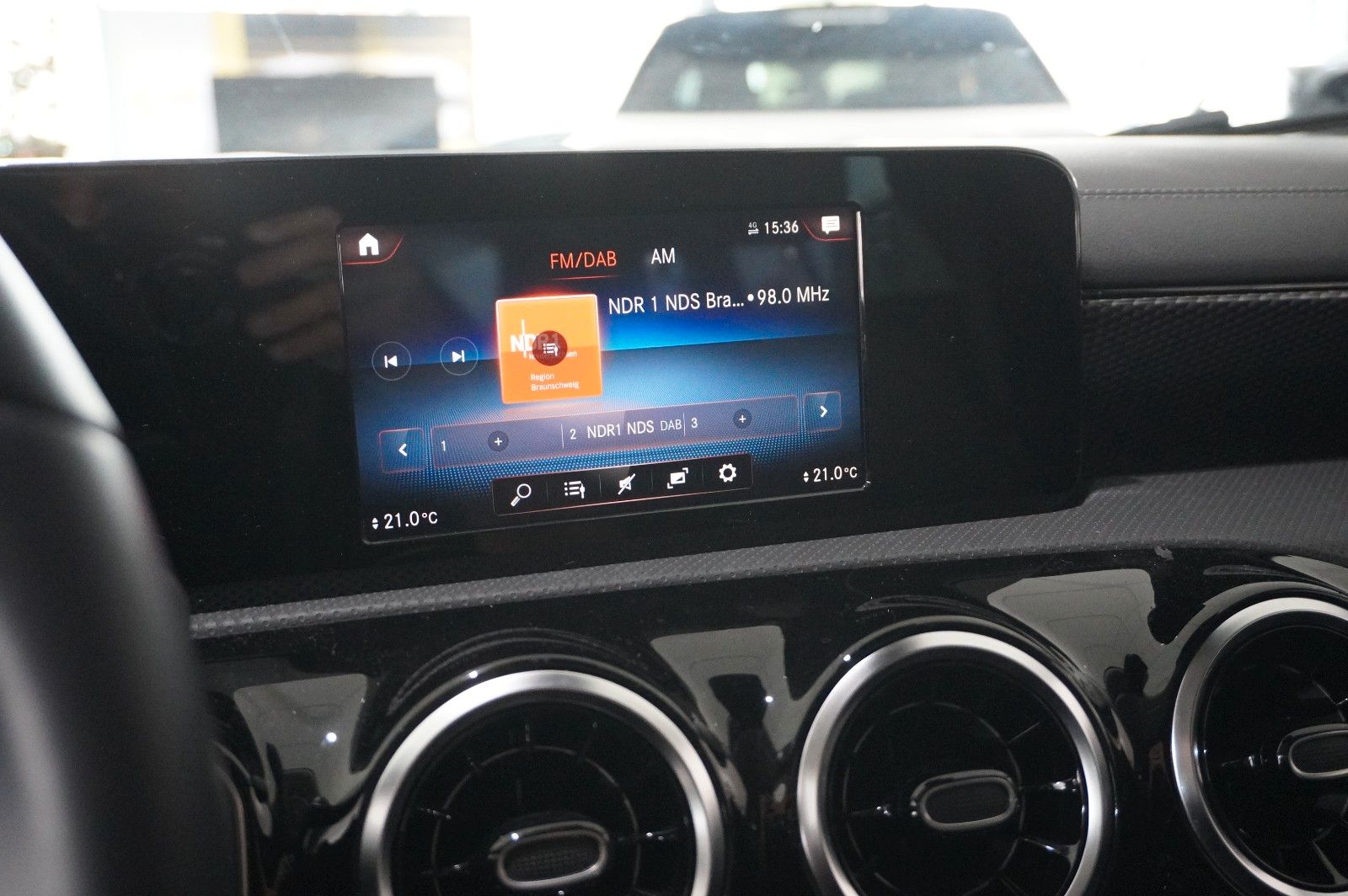 Fahrzeugabbildung Mercedes-Benz CLA SB 250e PHEV PROGESSIVE NAVI/LED/KAMERA/DAB+