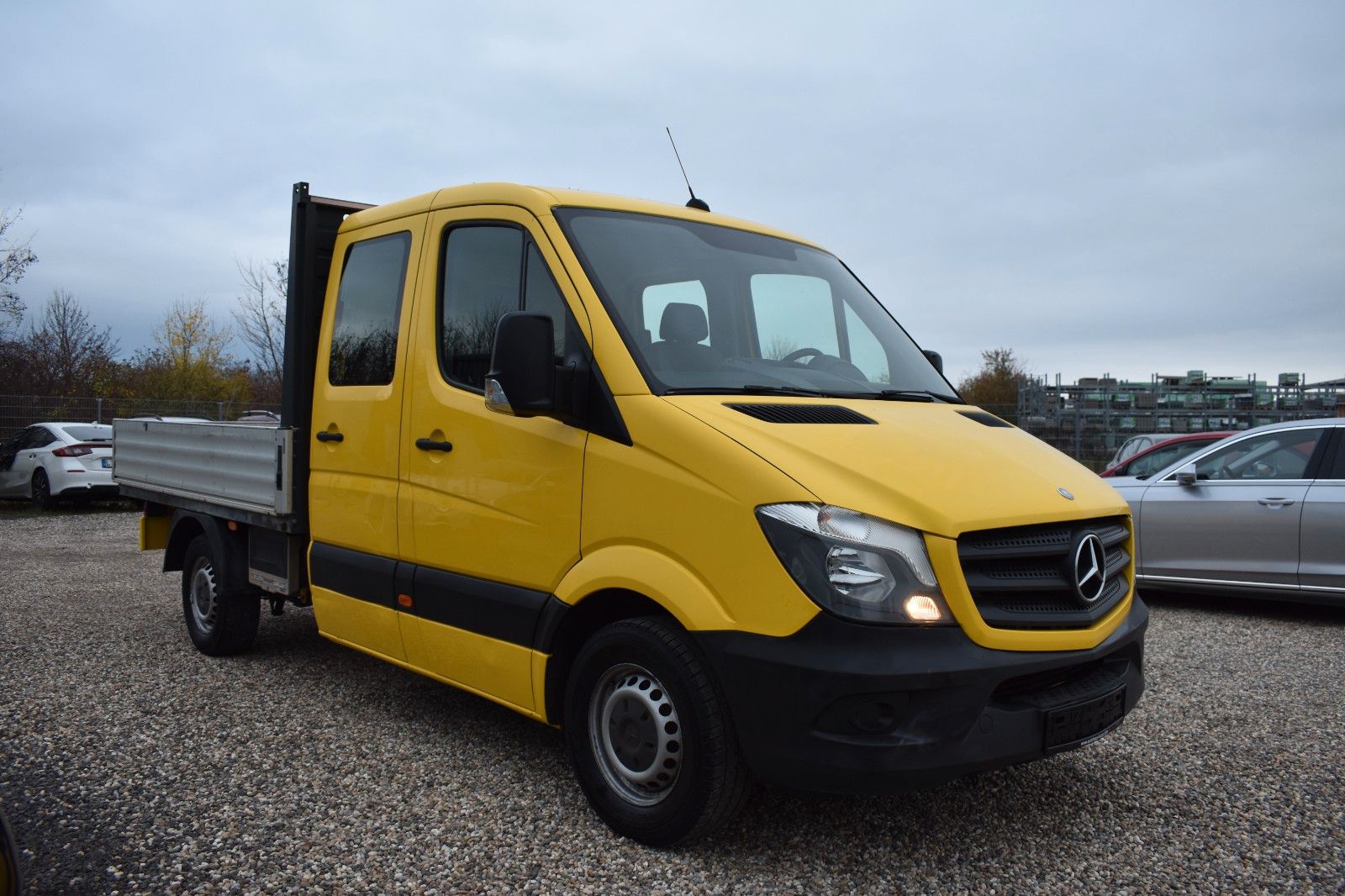 Fahrzeugabbildung Mercedes-Benz Sprinter II Pritsche/DoKa 316 CDI Klima