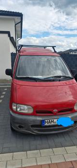 Nissan Vanette Bulli - Nissan Vanette mit Diesel-Antrieb