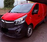 Opel Vivaro - rote Opel Vivaro