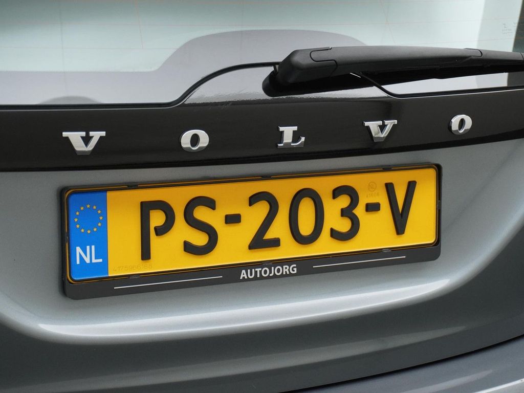 Volvo V60 1.5 T3 Summum automatik navi sitzheizung