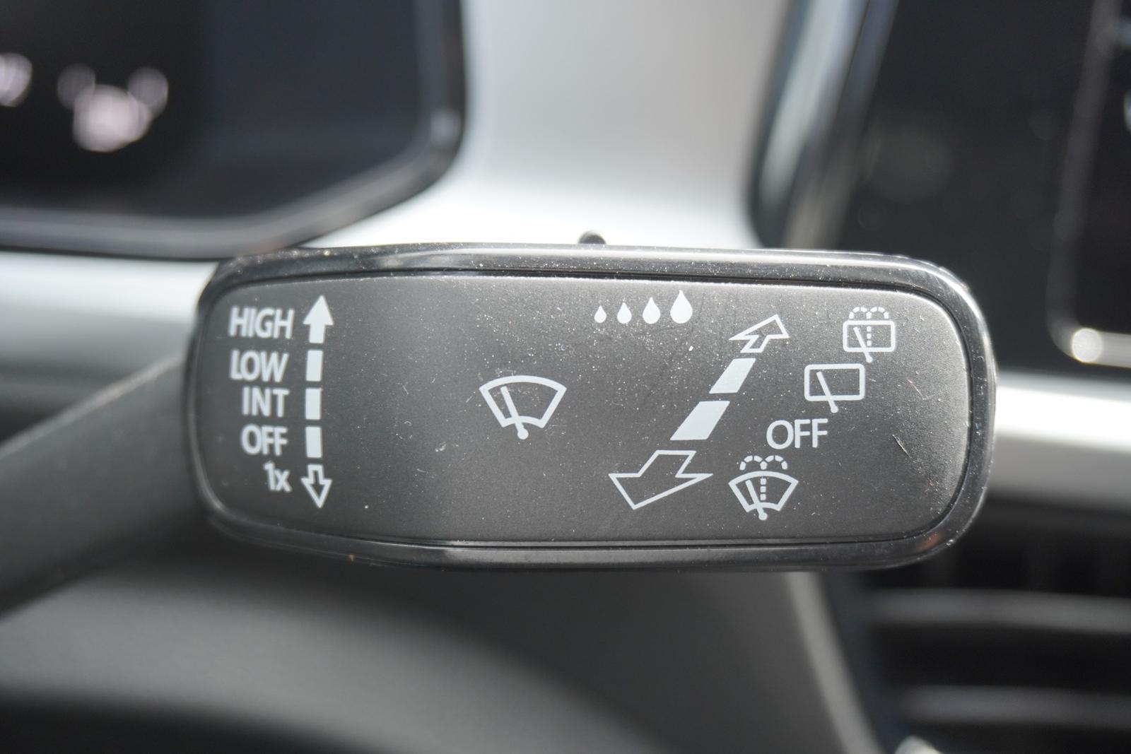 Volkswagen T-Roc 1.0 TSI Life LED Navi Virtual Cockpit PDC, миниатюра 26