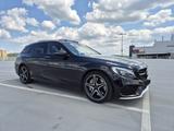 Mercedes-Benz C 43 AMG Pano/Burm./SportAGA/Memory/STHZ/Night - gebrauchte Mercedes-Benz C 43 AMG aus dem Jahr 2017
