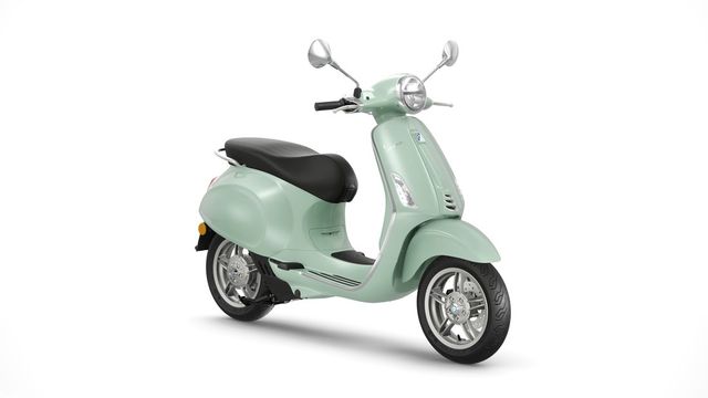 Vespa Primavera Elettrica 45 - im Zulauf