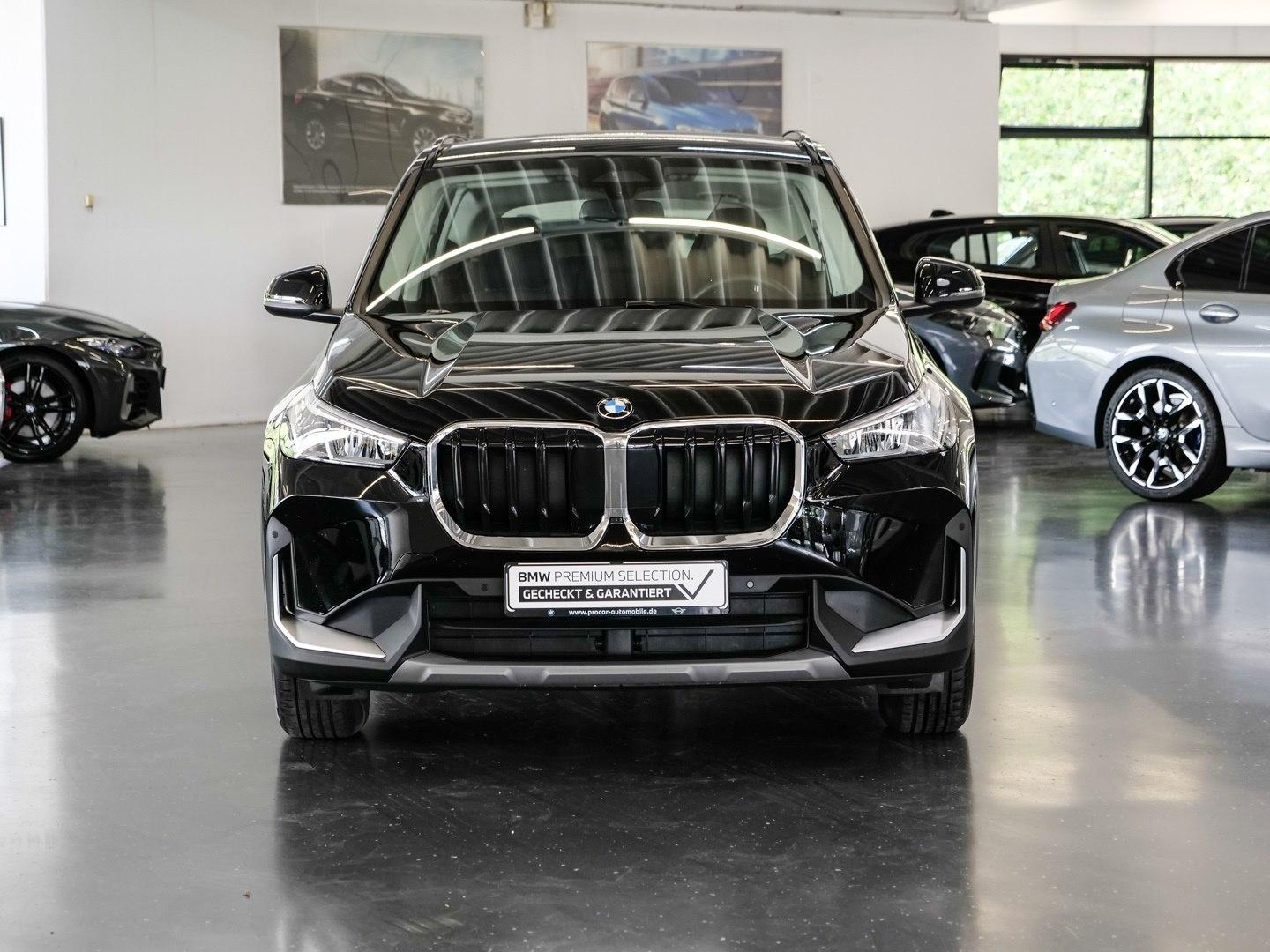 BMW X1 sDrive18d Aut Nav LED Parkass+RFK+PDC Shz 17"