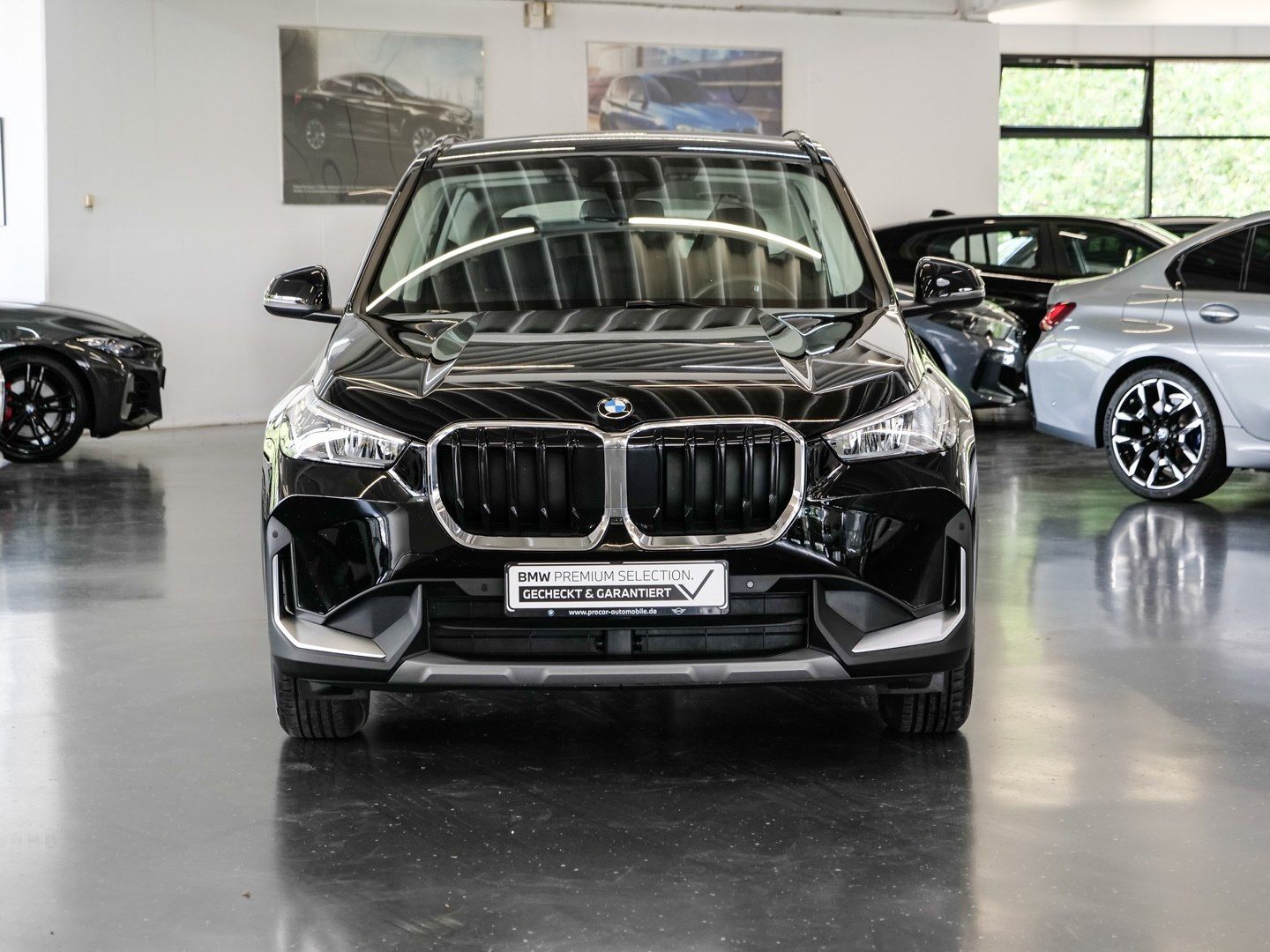 BMW X1 sDrive18d Aut Nav LED Parkass+PDC+RFK Shz imagem 3