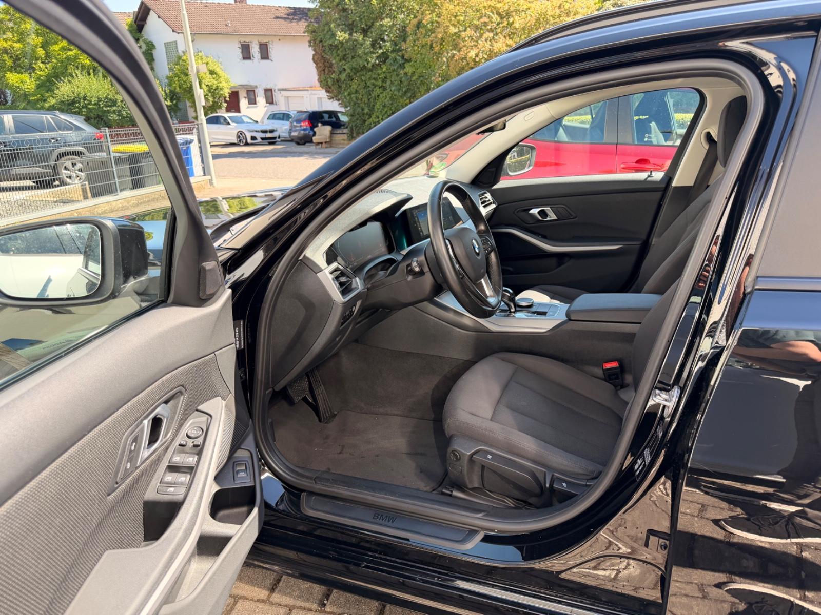BMW 320 i Touring HUD, DAProf, LASER, Keyless Go, миниатюра 10
