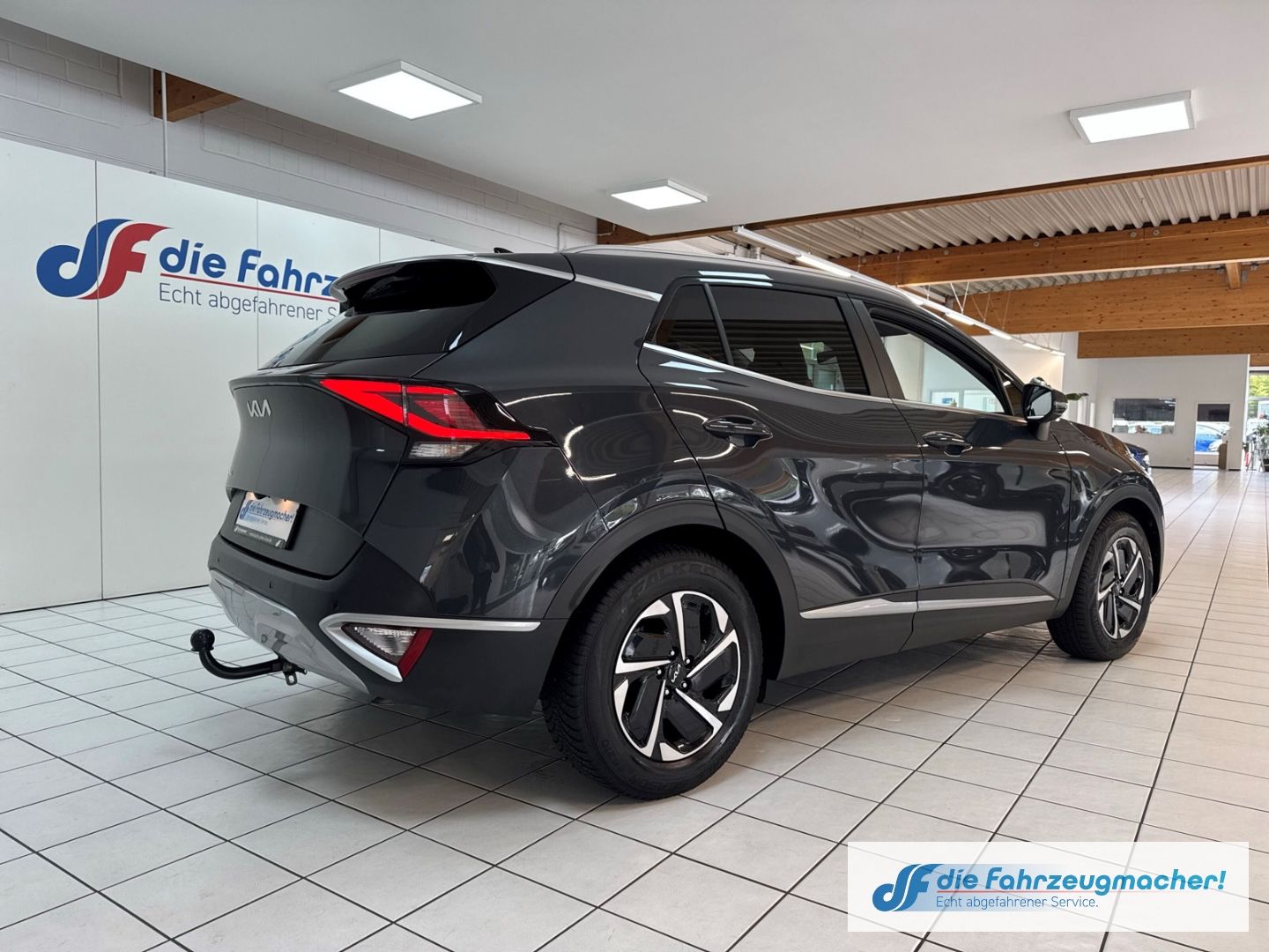 Fahrzeugabbildung Kia Sportage Spirit Navi Digitales Cockpit LED Apple
