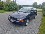 Volkswagen VW Polo Variant - Volkswagen Golf aus 1997 mit Benzin-Antrieb: Kombi