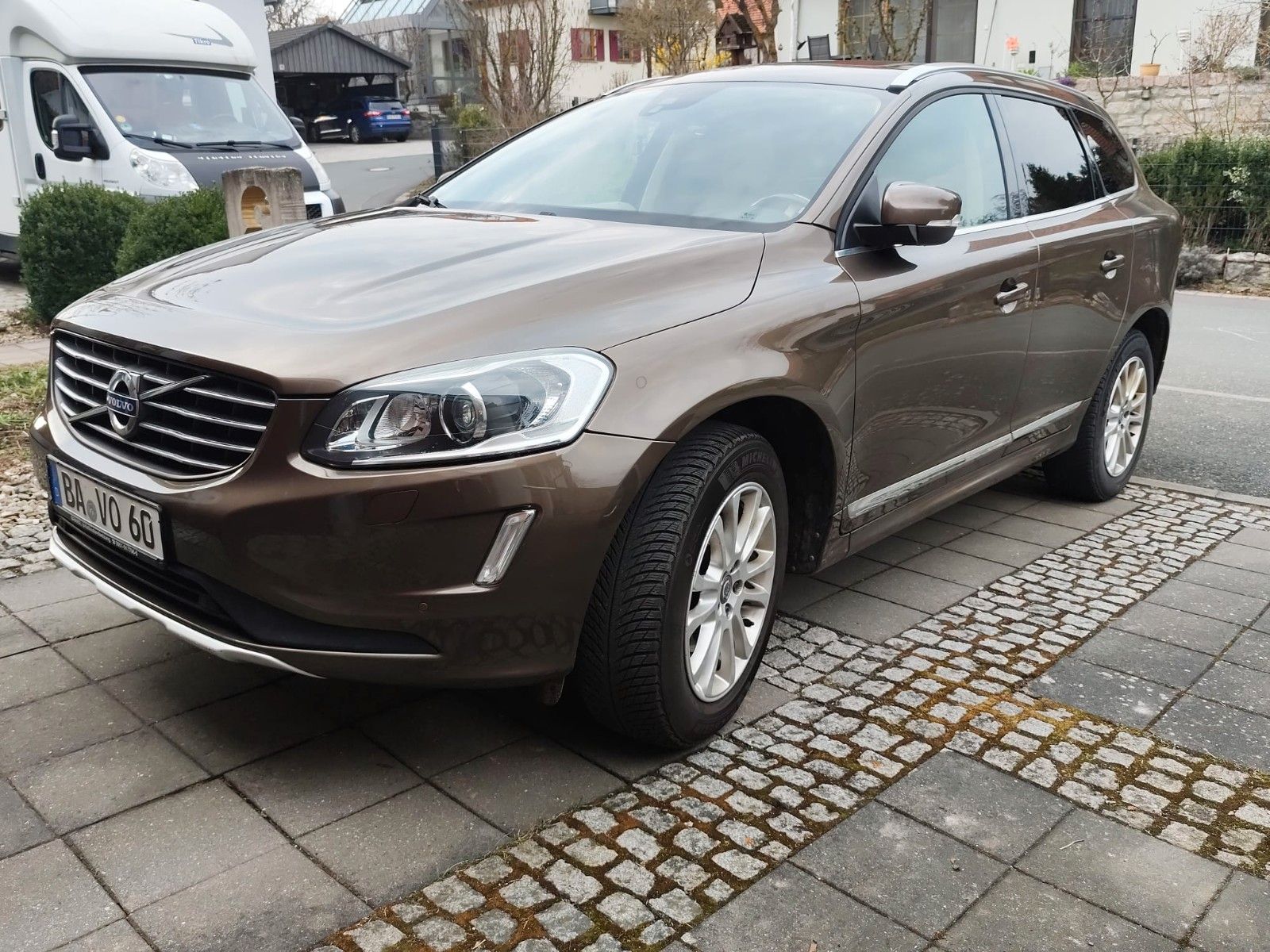 VOLVO XC 60