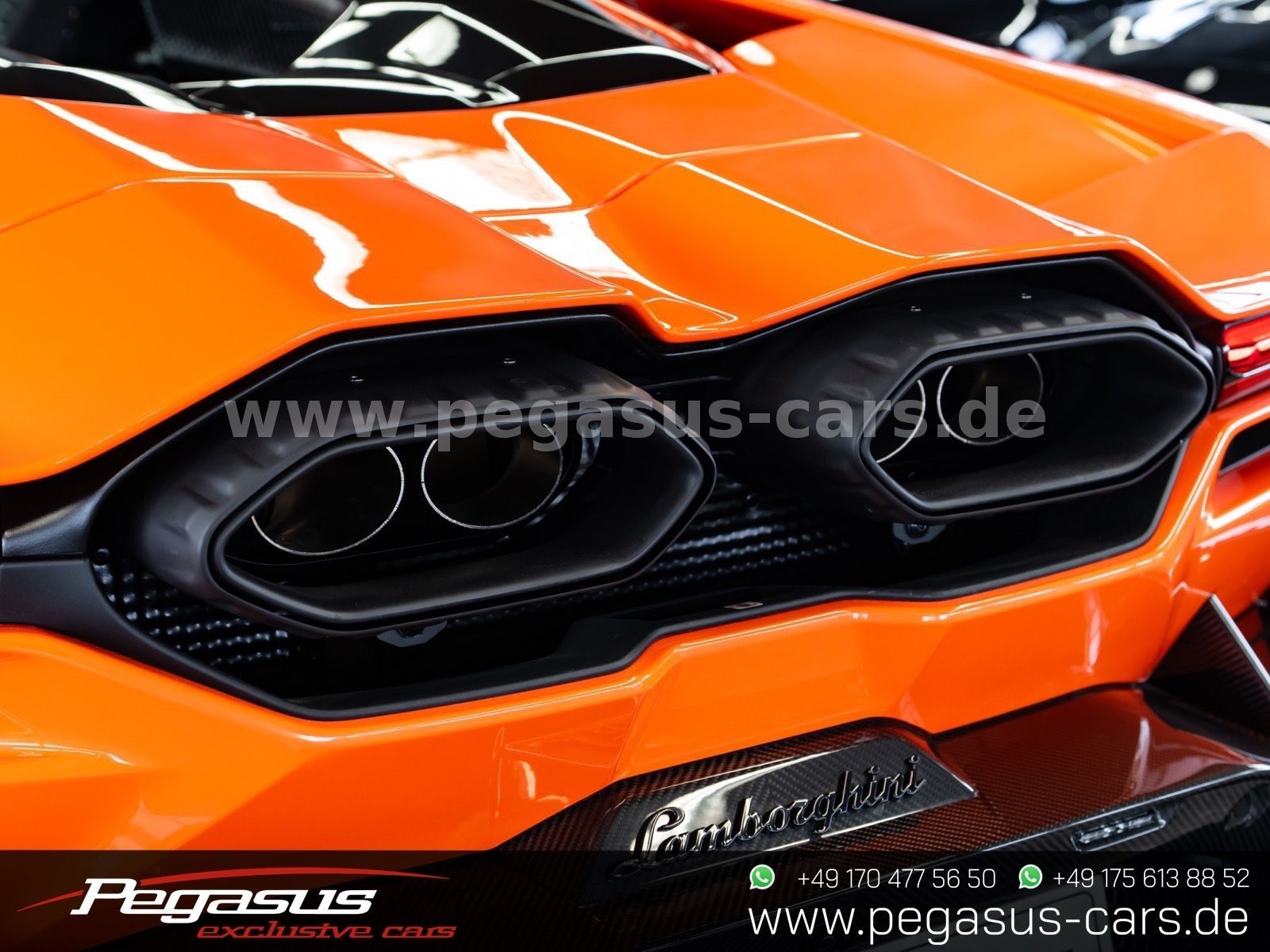 LAMBORGHINI Revuelto - 18