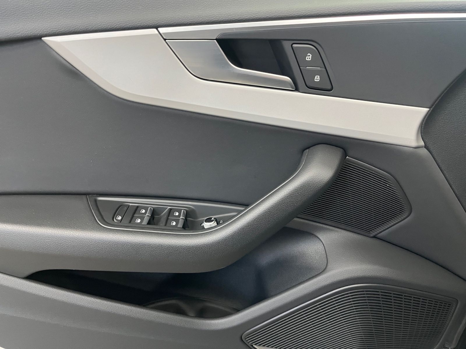 Audi A4 - Bild 8