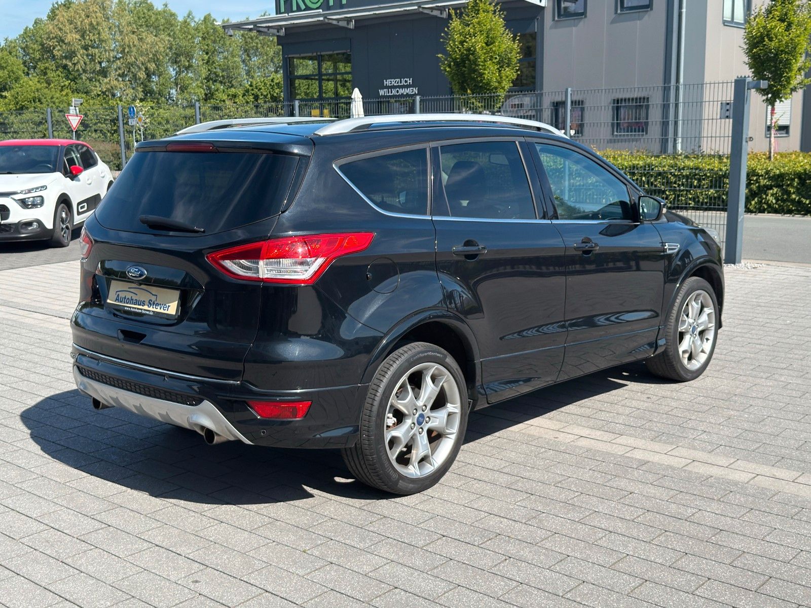 Fahrzeugabbildung Ford Kuga Individual