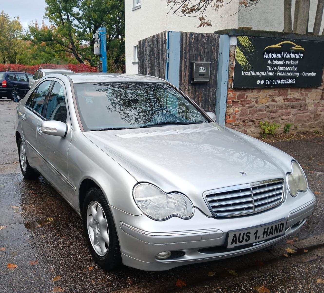 Mercedes-Benz C180 ELEGANCE/1.Hand vom Opa/Top Zustand/Tüv neu
