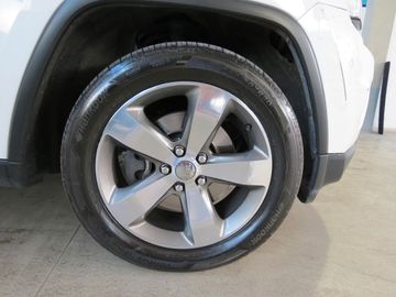 Jeep Grand Cherokee - 5