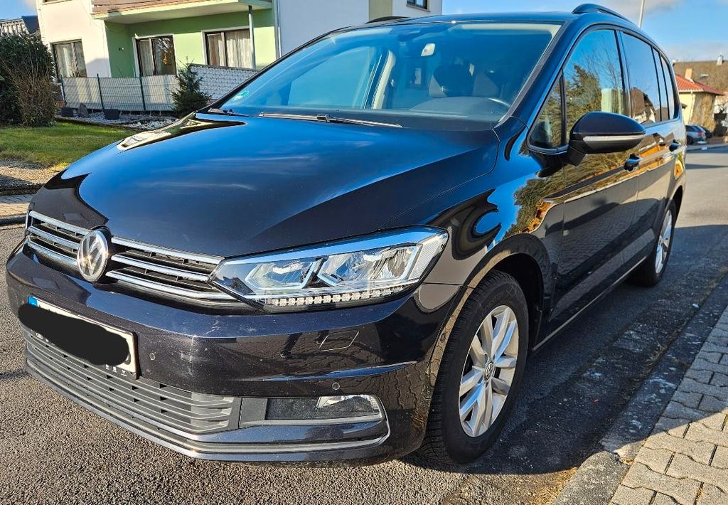 Image of Volkswagen Touran