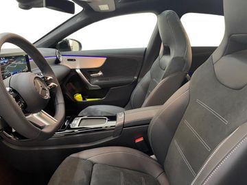 Mercedes CLA 200 Shooting Brake - 6