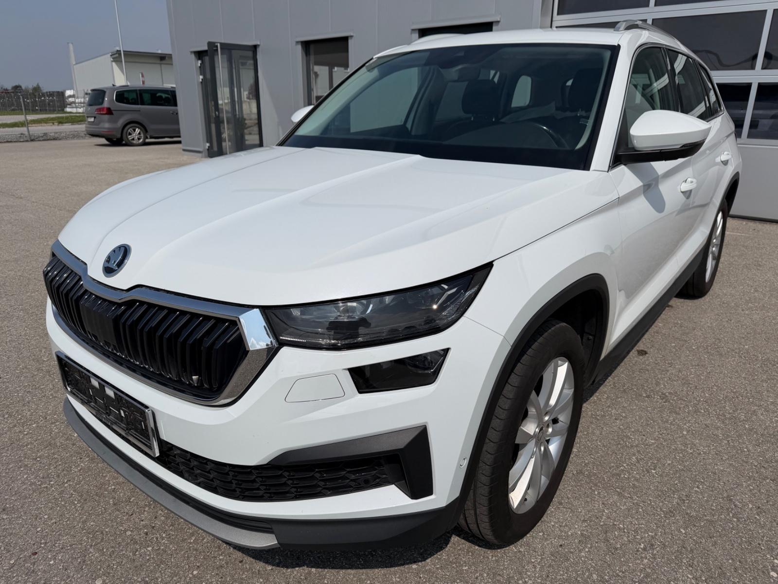 Skoda Kodiaq 2,0 TDI DSG Style 4x4*VIRT.*KAM360*AHK*AC