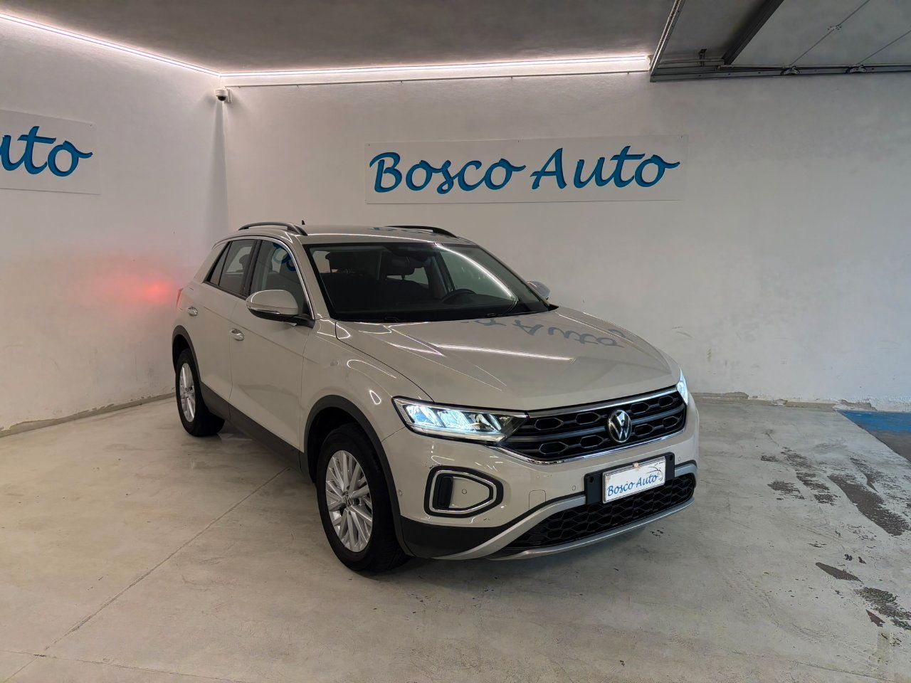 Volkswagen T-Roc 1.0 tsi Life 110cv imagem 2