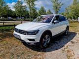 Volkswagen Tiguan Allspace 2.0 TDI SCR 176kW DSG 4MOTIO... - VW Tiguan Allspace Gebrauchtwagen in München