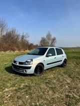 Renault Clio II 1.2 16V TÜV NEU - Renault Clio aus 2002: 1.2