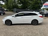 Hyundai i40 cw blue Premium - Hyundai i40 Premium mit Diesel-Antrieb